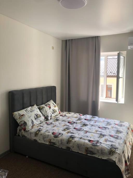 Apartment On Zarwanska Street Kamjanez-Podilskyj Exterior foto
